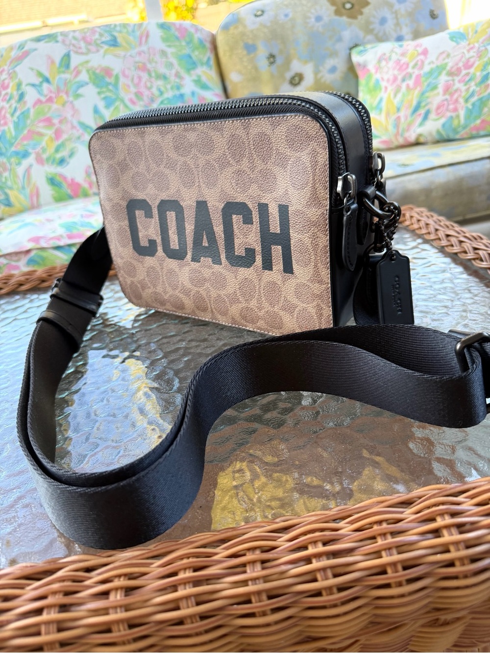 Coach Charter Crossbody 24 Signature Canvas Coach Graphic Unisex